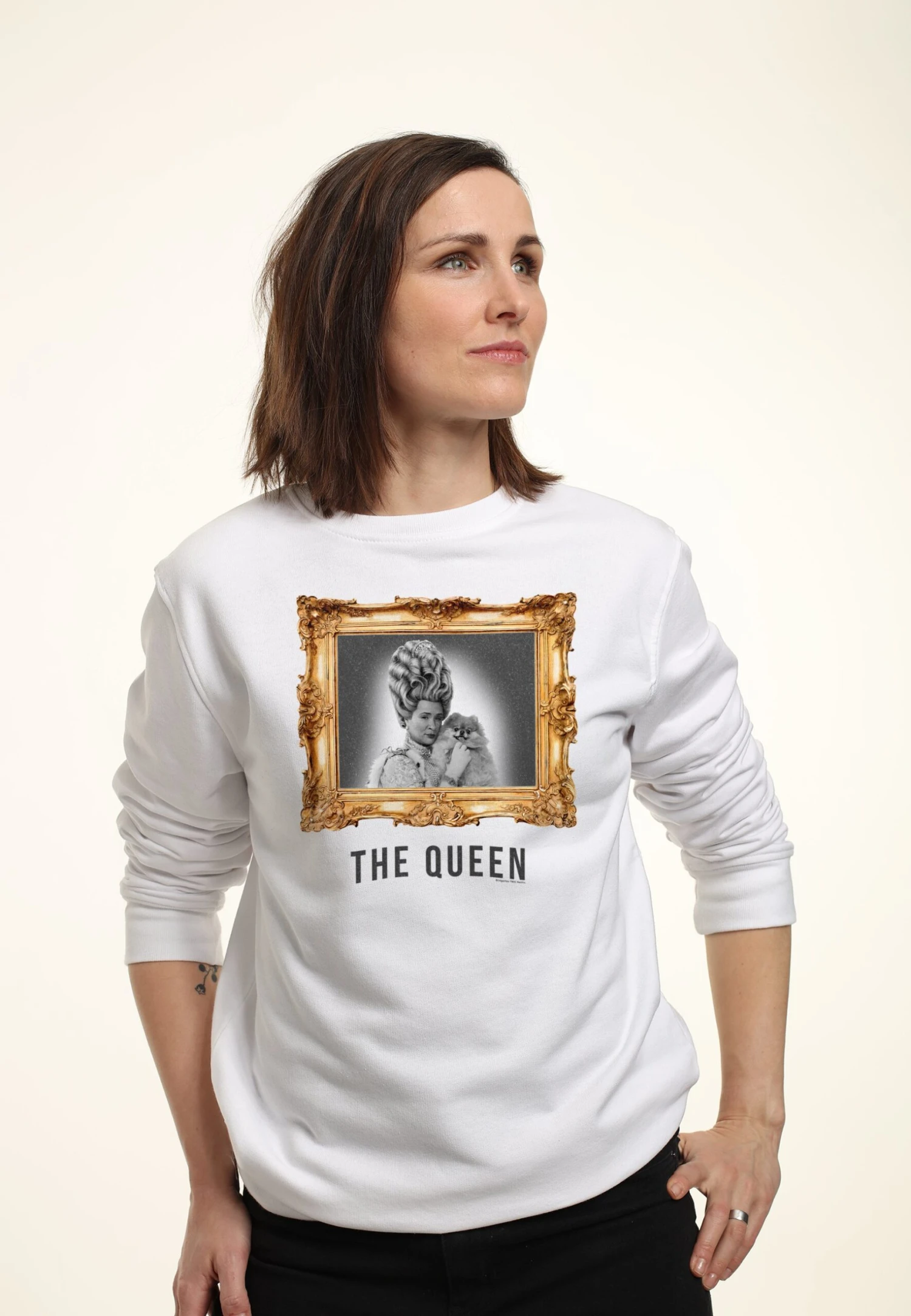 Henry Tiger Bridgerton The Queen - Sweater - White 1 Henry Tiger Bridgerton The Queen - Sweater - White