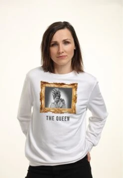 Henry Tiger Bridgerton The Queen - Sweater - White 6 Henry Tiger Bridgerton The Queen - Sweater - White -Henry Tiger 4f8b7ca0f5ee451ab52c4d7983f51ed5