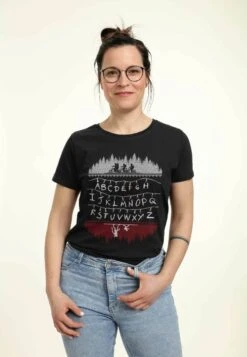Henry Tiger Stranger Things Alphabet Lights - T-Shirt Print - Black -Henry Tiger 7c0eebb3aa3048ab933f520cc0484320