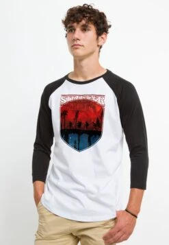 Henry Tiger Stranger Things Flay Trail - Longsleeve - White Black -Henry Tiger 9016957bd2f04c10bfd5b5c3df40fc7a